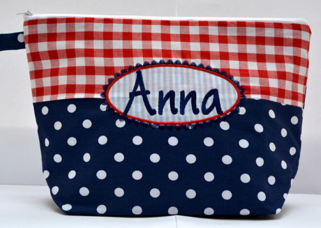 0000845 necessaire mit button marine rot Erdbeerpunkt Online Shop Schweiz
