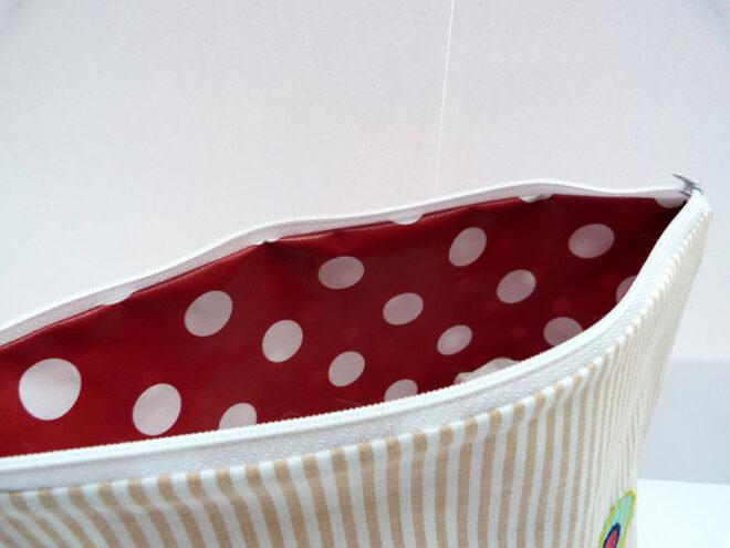 0001555 necessaire blumenpracht rot punkte Erdbeerpunkt Online Shop Schweiz