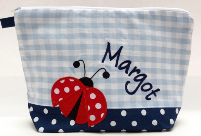 0001718 necessaire gluckskafer hellblaumarine Erdbeerpunkt Online Shop Schweiz