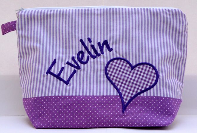 0001719 necessaire herz lila Erdbeerpunkt Online Shop Schweiz