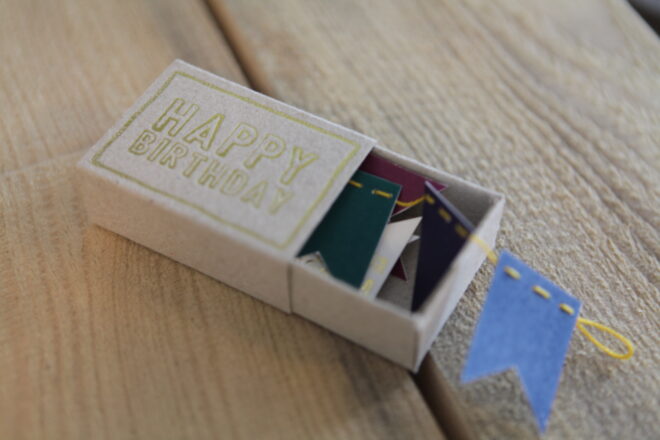 11271 Minigirlanden Erdbeerpunkt Online Shop Schweiz