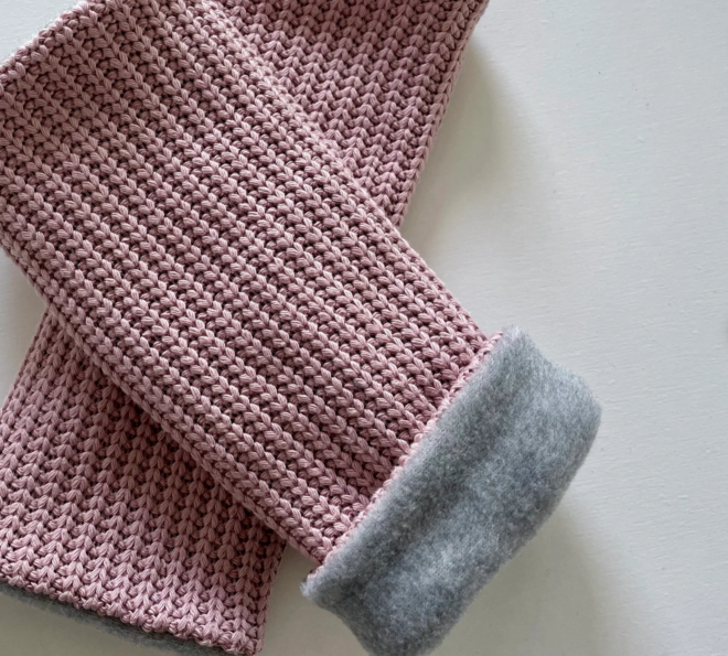 Armstulpen Stulpen Pulswärmer Müffchen Strick Rosa Grau Fleece Winter gefüttert Erdbeerpunkt Online Shop Schweiz