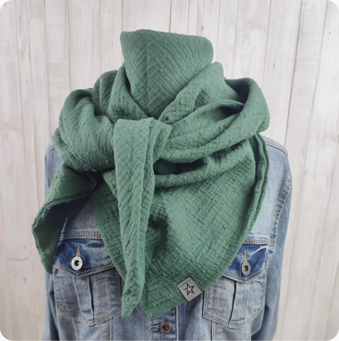 Screenshot 2025 11 30 at 13 25 38 Tuch Dreieckstuch Musselin Erwachsene Schal staubiges Flaschengruen mit aufgewebten Tupfen XXL Tuch aus Baumwolle Erdbeerpunkt Online Shop Schweiz