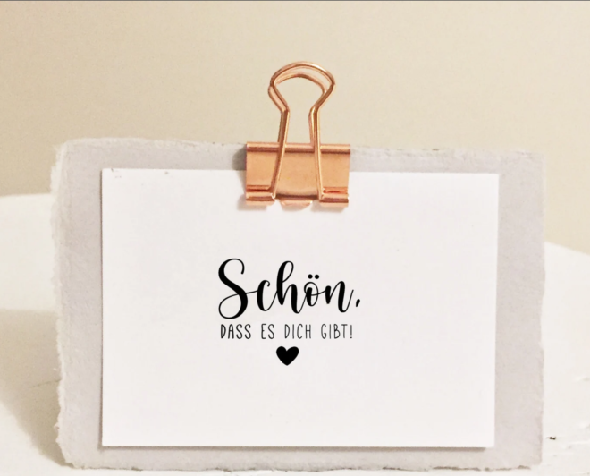 Screenshot 2022 07 19 at 12 28 10 Stempel Schön dass es dich gibt mit Herz Etsy Erdbeerpunkt Online Shop Schweiz