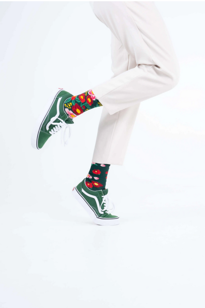 Screenshot 2023 09 06 at 08 56 23 FLOWER POWER GREEN Blumen Socken Many Mornings ch Erdbeerpunkt Online Shop Schweiz