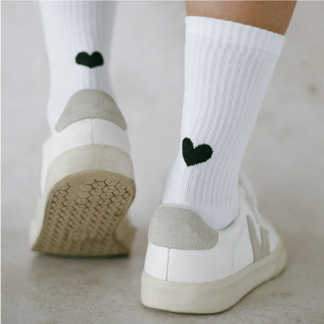 Screenshot 2024 04 27 at 20 44 46 Socken Herz Erdbeerpunkt Online Shop Schweiz