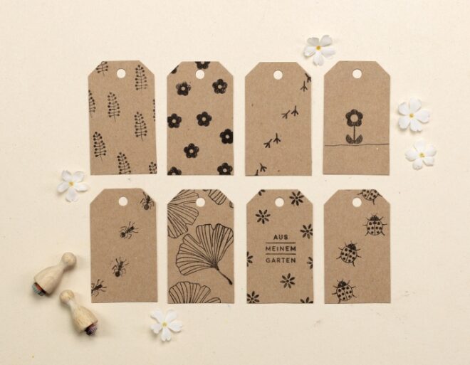 Anhaenger kraftpapier blumen garten perlenfischer stempel 01 1 Erdbeerpunkt Online Shop Schweiz