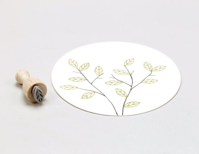 F084 blatt outline mini perlenfischer stempel 02 Erdbeerpunkt Online Shop Schweiz
