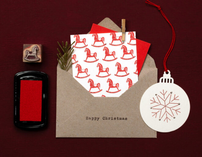Schaukelpferd happy christmas weihnachten perlenfischer stempel 01 Erdbeerpunkt Online Shop Schweiz
