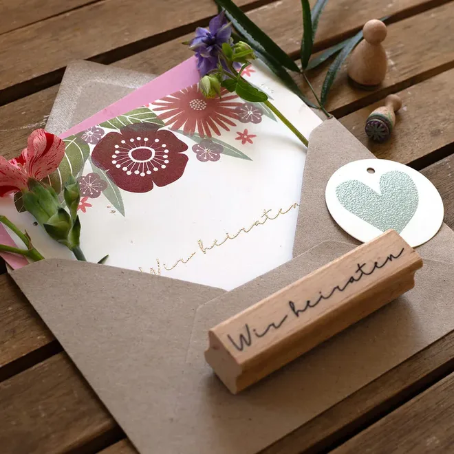 T086wirheiraten2perlenfischerstempel08jpg 113913 1000x Erdbeerpunkt Online Shop Schweiz