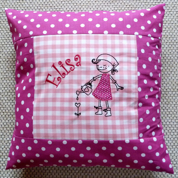 0000136 kuschelkissen blumenmadchen Erdbeerpunkt Online Shop Schweiz