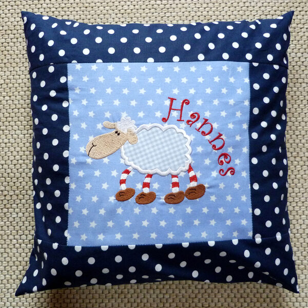 0000137 kuschelkissen schaf Erdbeerpunkt Online Shop Schweiz