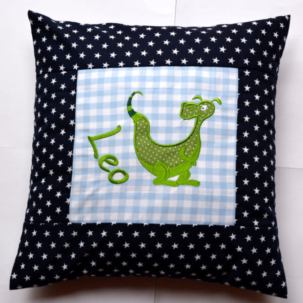 0000875 kuschelkissen drachen marine Erdbeerpunkt Online Shop Schweiz