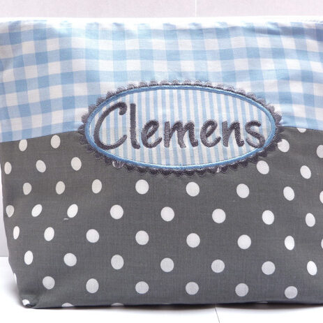 0000883 necessaire mit button hellblau grau Erdbeerpunkt Online Shop Schweiz