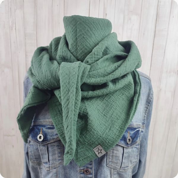 Screenshot 2025 11 30 at 13 25 38 Tuch Dreieckstuch Musselin Erwachsene Schal staubiges Flaschengruen mit aufgewebten Tupfen XXL Tuch aus Baumwolle Erdbeerpunkt Online Shop Schweiz