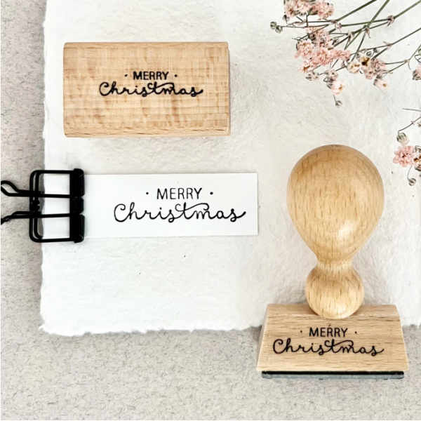 Screenshot 2026 03 01 at 11 49 46 Stempel MERRY Christmas Stempel Weihnachten Weihnachtsstempel Adven Erdbeerpunkt Online Shop Schweiz