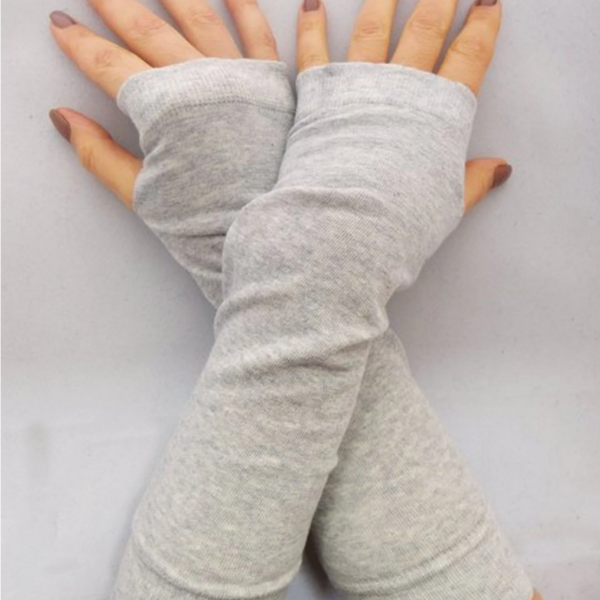 Screenshot 2023 11 30 at 21 50 32 Für SIE IHN Stulpen UNISEX mit Daumenloch Etsy de Erdbeerpunkt Online Shop Schweiz