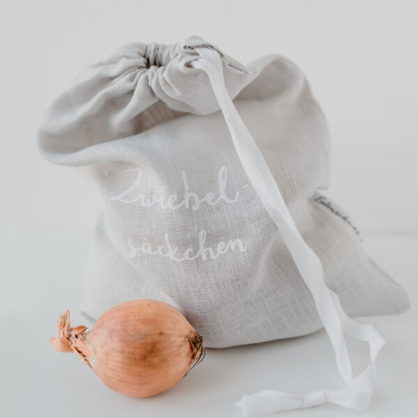 Zwiebelsaeckchen 2 photocredits maggymelzer Erdbeerpunkt Online Shop Schweiz